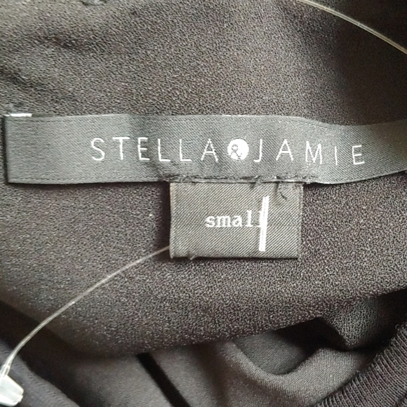 Stella & Jamie Sleeveless Mesh Maxi - Picture 4 of 6